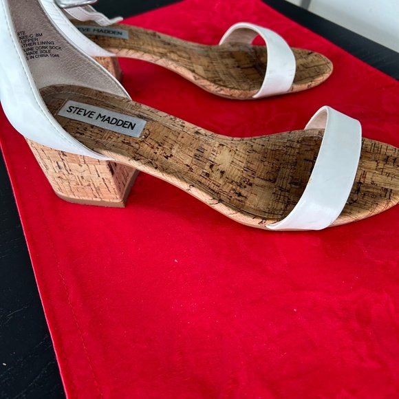 Steve Madden White Irennee-C Cork Sole Strappy Block Heel Sandals - Picture 2 of 5